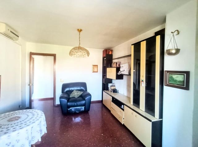 4 chambre Appartement à vendre à La Roca, Malaga ville - 373 000 € (Ref: 9439195)