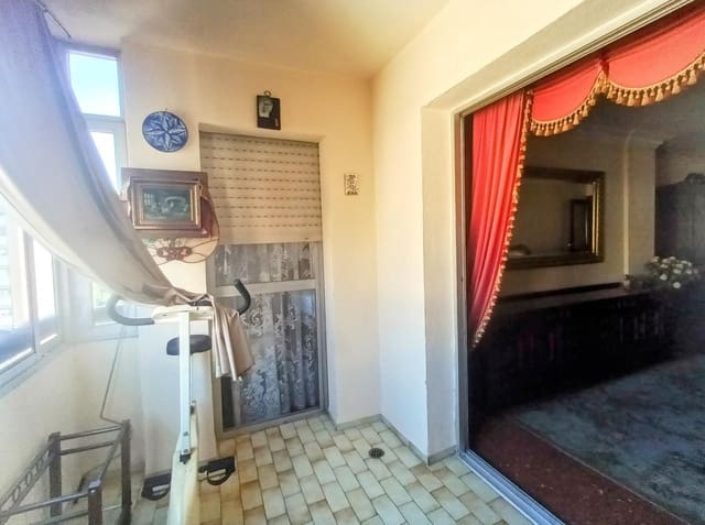 4 soveværelse Lejlighed til salg i La Roca, Málaga by - € 373.000 (Ref: 9439195)