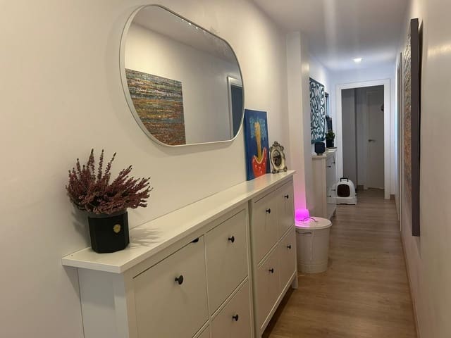 2 chambre Appartement à vendre à Parque Arroyo del Cuarto, Malaga ville - 330 000 € (Ref: 9439198)