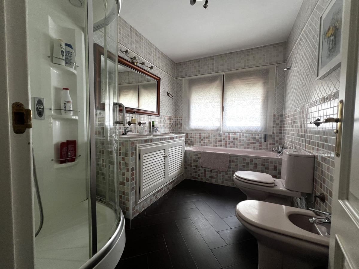 4 bedroom Villa for sale in La Capellania with pool - € 849,000 (Ref: 9439199)