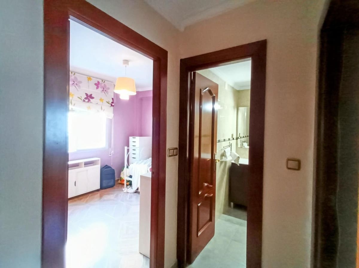 3 quarto Apartamento para venda em Malaga cidade - 350 000 € (Ref: 9439203)