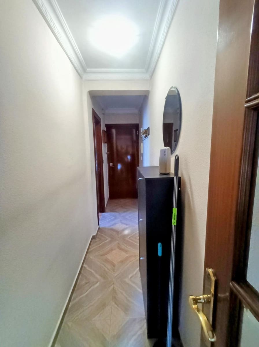 3 quarto Apartamento para venda em Malaga cidade - 350 000 € (Ref: 9439203)
