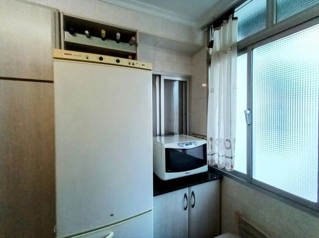 3 sypialnia Apartament na sprzedaż w Martiricos, Miasto Málaga - 350 000 € (Ref: 9439203)