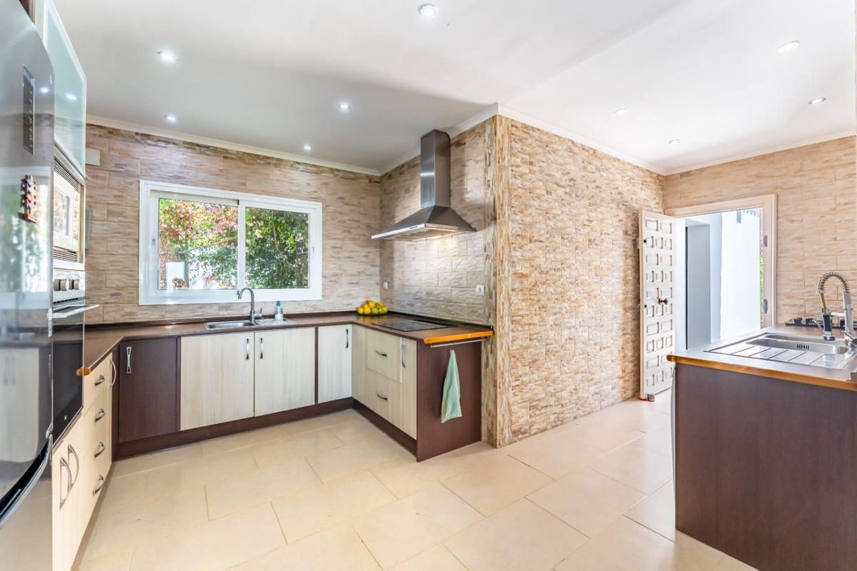 4 sypialnia Willa na sprzedaż w Churriana - 1 425 000 € (Ref: 9439206)