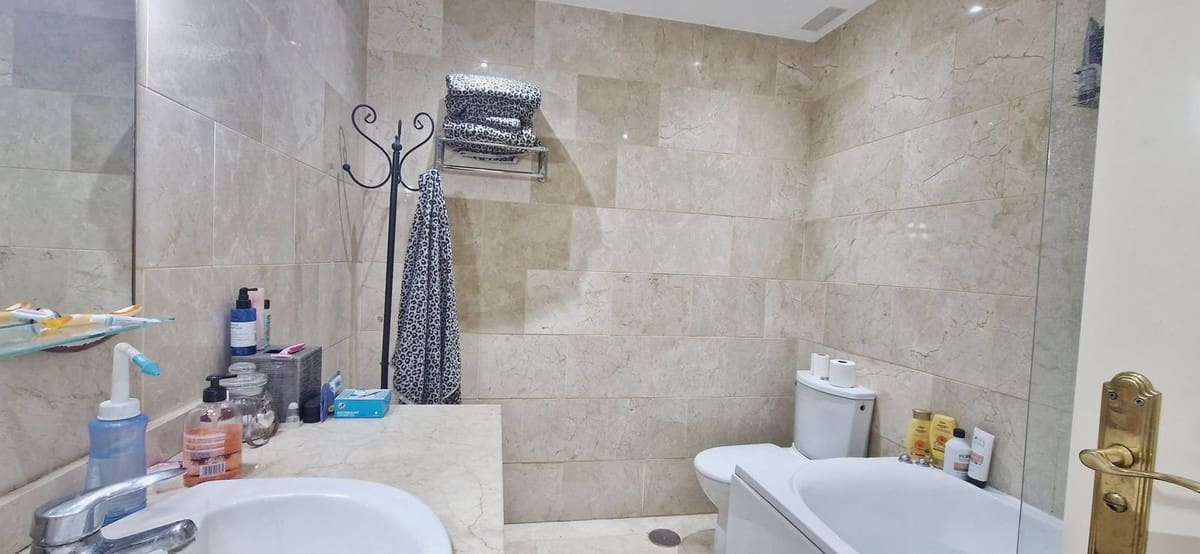 2 soverom Leilighet til salgs i El Faro - € 325 000 (Ref: 9439207)