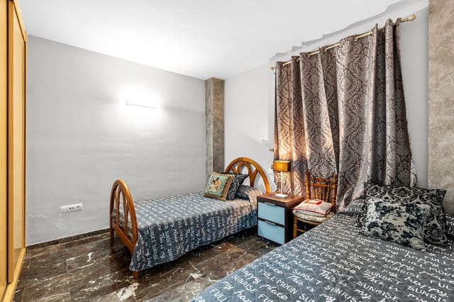 2 slaapkamer Appartement te koop in Carvajal, Fuengirola - € 345.000 (Ref: 9439210)