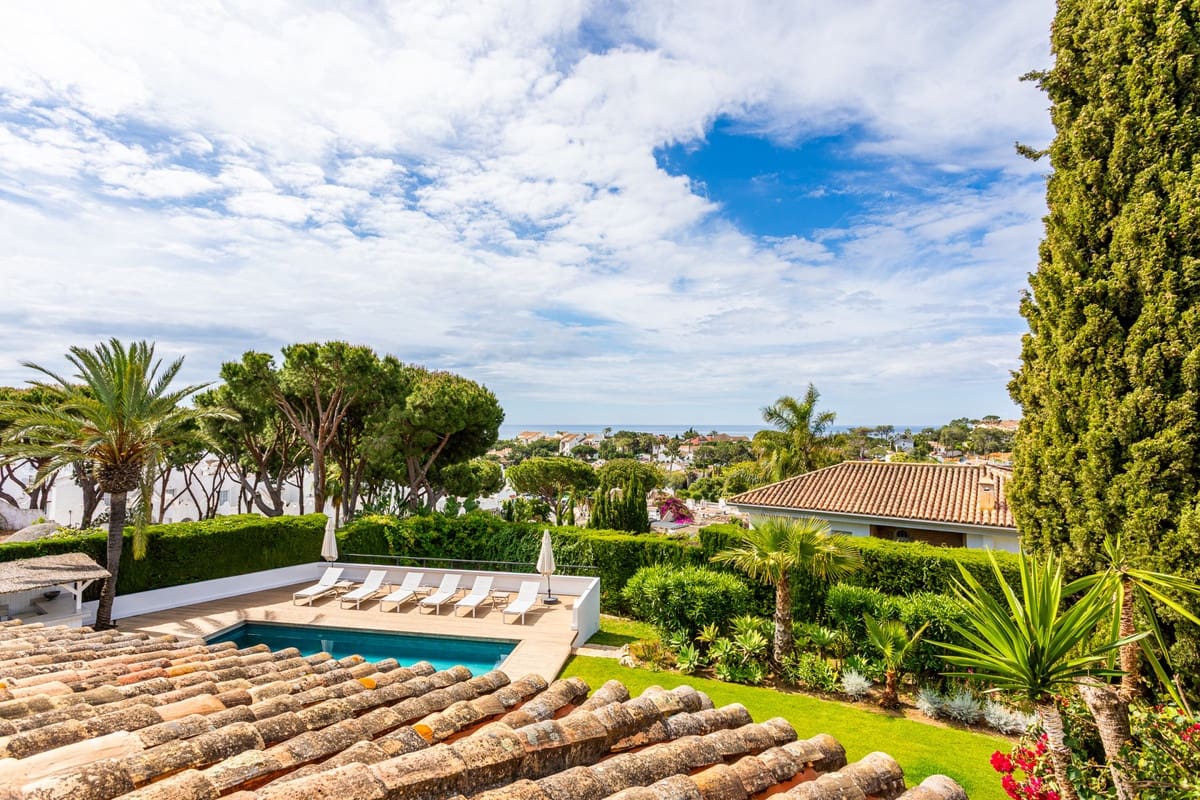 6 slaapkamer Villa te koop in Marbella - € 2.495.000 (Ref: 9439216)