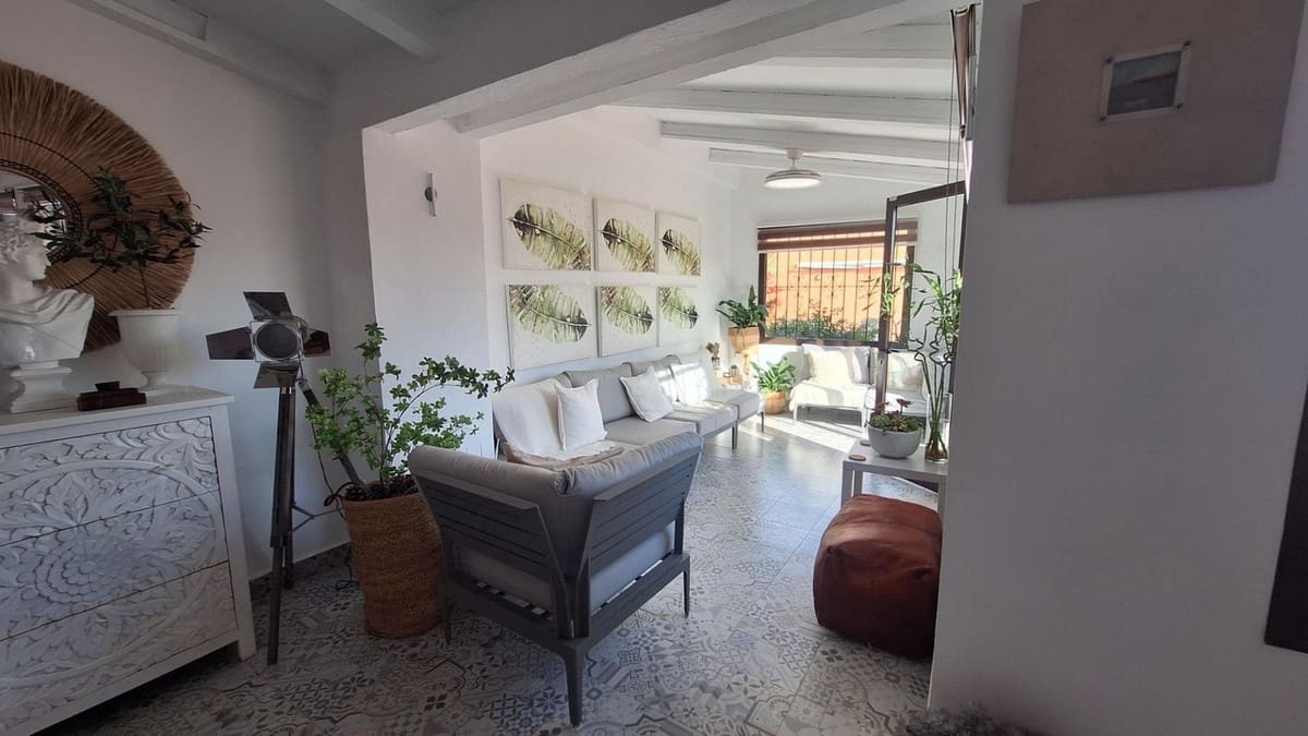 6 bedroom Bungalow for sale in Fuente Alamo de Murcia - € 495,000 (Ref: 9439220)