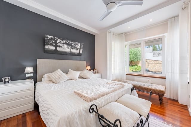 6 soveværelse Villa til salg i La Sierrezuela, Mijas - € 1.595.000 (Ref: 9439222)