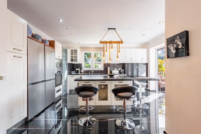 6 soveværelse Villa til salg i La Sierrezuela, Mijas - € 1.595.000 (Ref: 9439222)