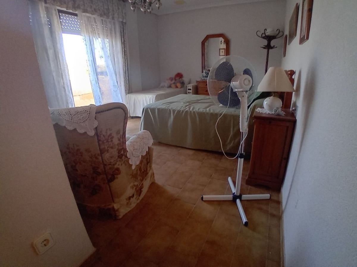 5 quarto Casa em Banda para venda em Isla Plana com piscina - 742 995 € (Ref: 9439223)