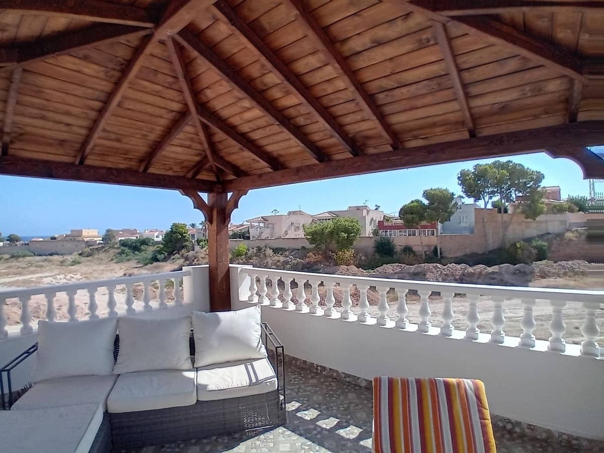 4 quarto Moradia para venda em Bolnuevo com piscina - 425 000 € (Ref: 9439225)
