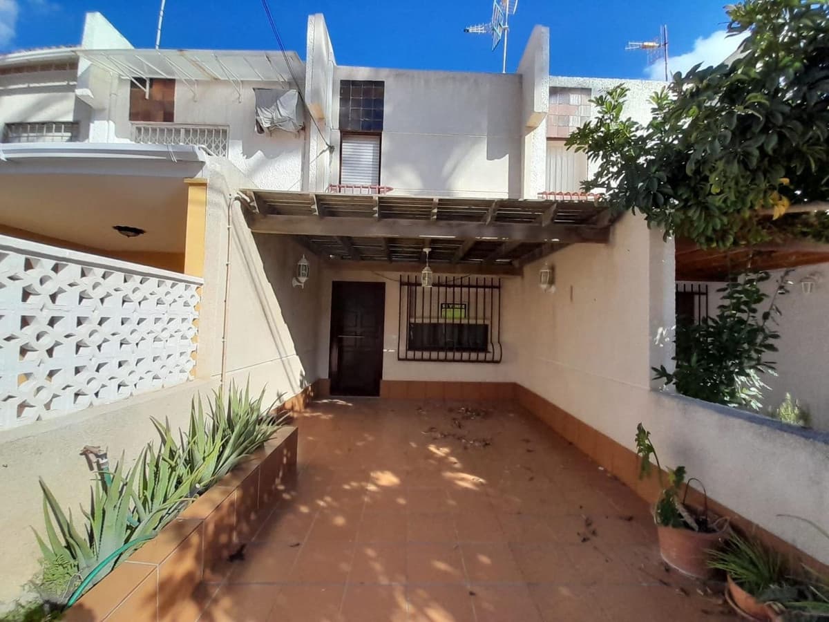 3 bedroom Finca/Country House for sale in Puerto de Mazarron - € 215,000 (Ref: 9439232)