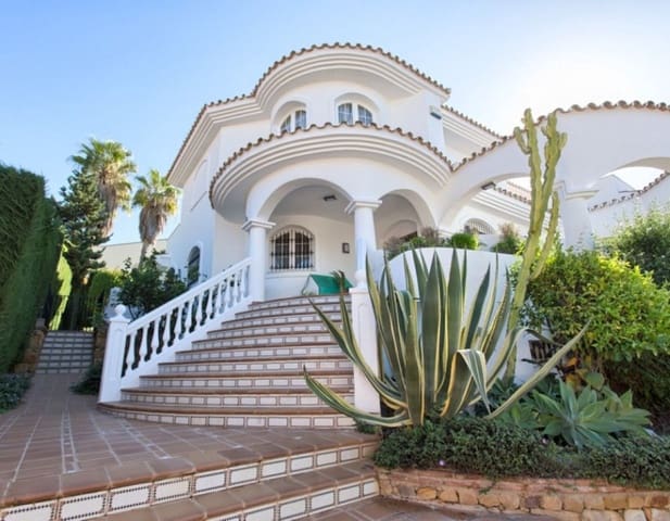 4 soverom Villa til salgs i Hacienda Torrequebrada, Benalmádena - € 1 750 000 (Ref: 9439237)