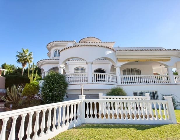 4 soveværelse Villa til salg i Hacienda Torrequebrada, Benalmádena - € 1.750.000 (Ref: 9439237)