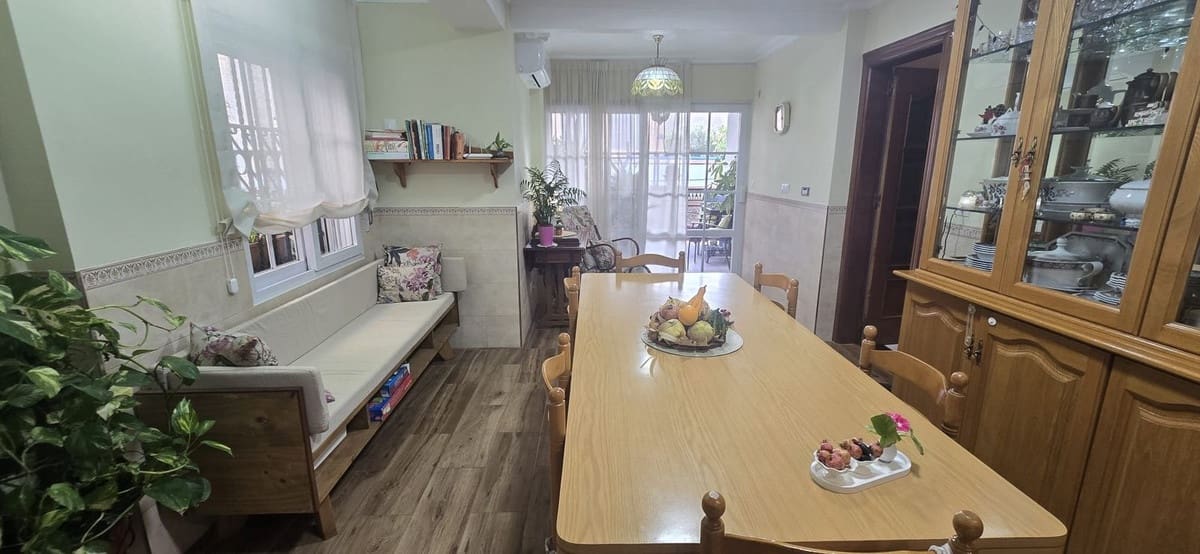 6 camera da letto Villa in vendita in El Algar con piscina - 269.900 € (Rif: 9439247)