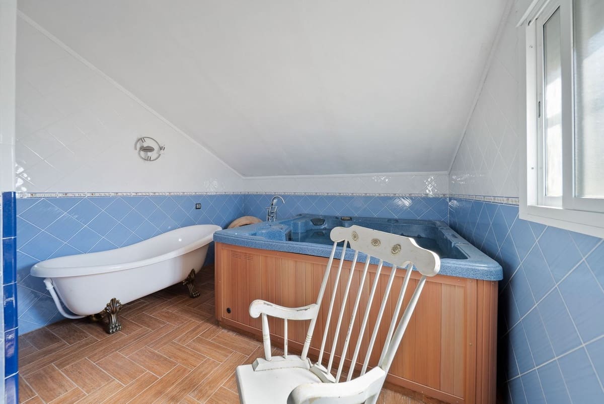 2 soverom Finca/Herregård til salgs i Malaga by - € 600 000 (Ref: 9439248)