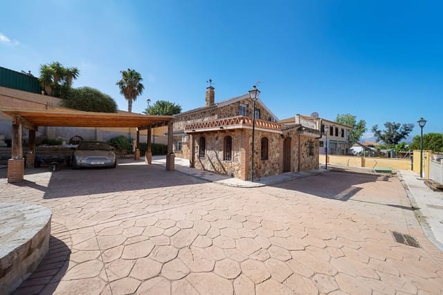 2 bedroom Finca/Country House for sale in Parque Tecnológico, Málaga city - € 600,000 (Ref: 9439248)