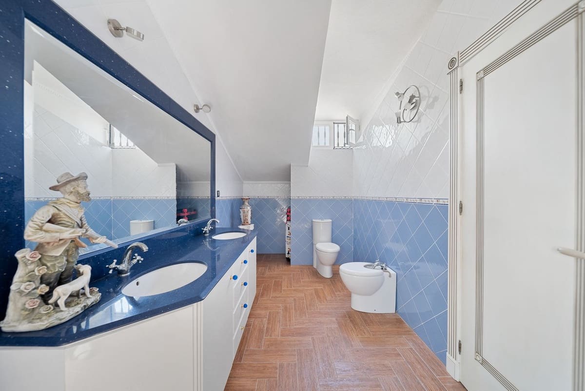 2 makuuhuone Maalaistalo myytävänä paikassa Malaga kaupunki - 600 000 € (Ref: 9439248)