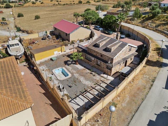 2 bedroom Finca/Country House for sale in Parque Tecnológico, Málaga city - € 600,000 (Ref: 9439248)