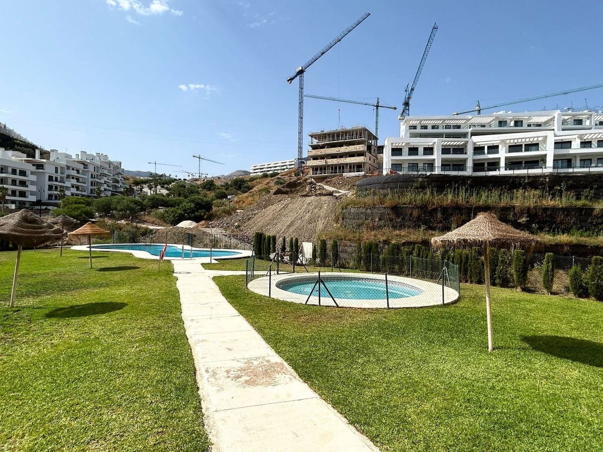 2 soverom Leilighet til salgs i Carvajal - € 367 000 (Ref: 9439250)