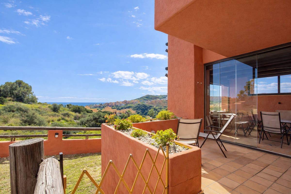 3 chambre Appartement à vendre à San Luis de Sabinillas - 345 000 € (Ref: 9439253)