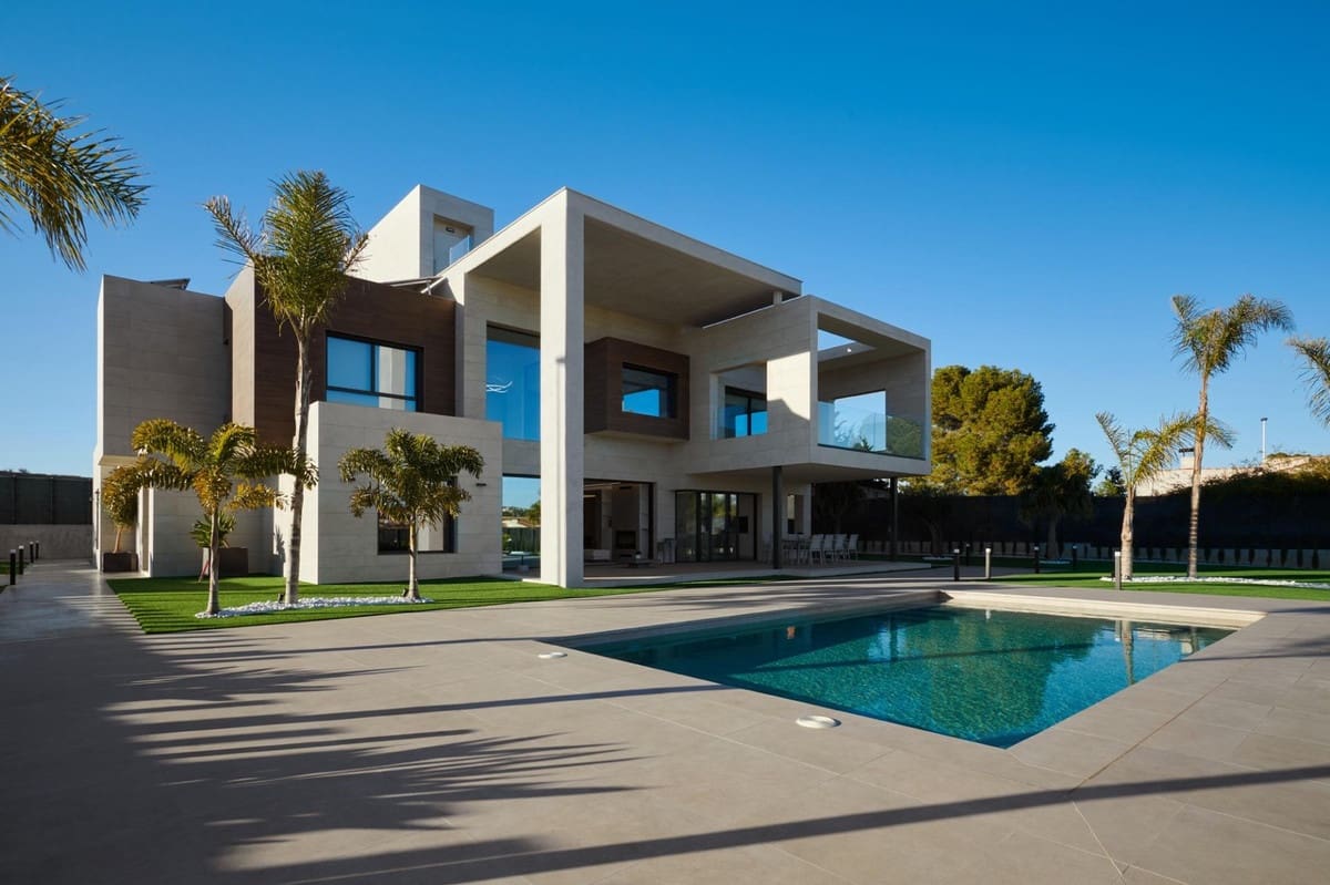 7 bedroom Villa for sale in Molina de Segura - € 1,280,000 (Ref: 9439255)