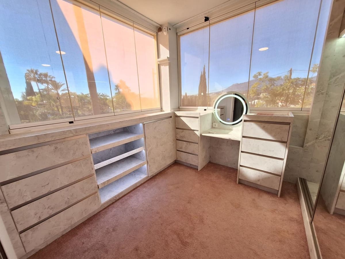 2 soverom Leilighet til salgs i Bel-Air - € 405 000 (Ref: 9439256)