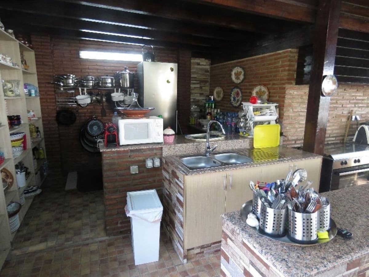 4 bedroom Finca/Country House for sale in Cabopino - € 2,300,000 (Ref: 9439257)