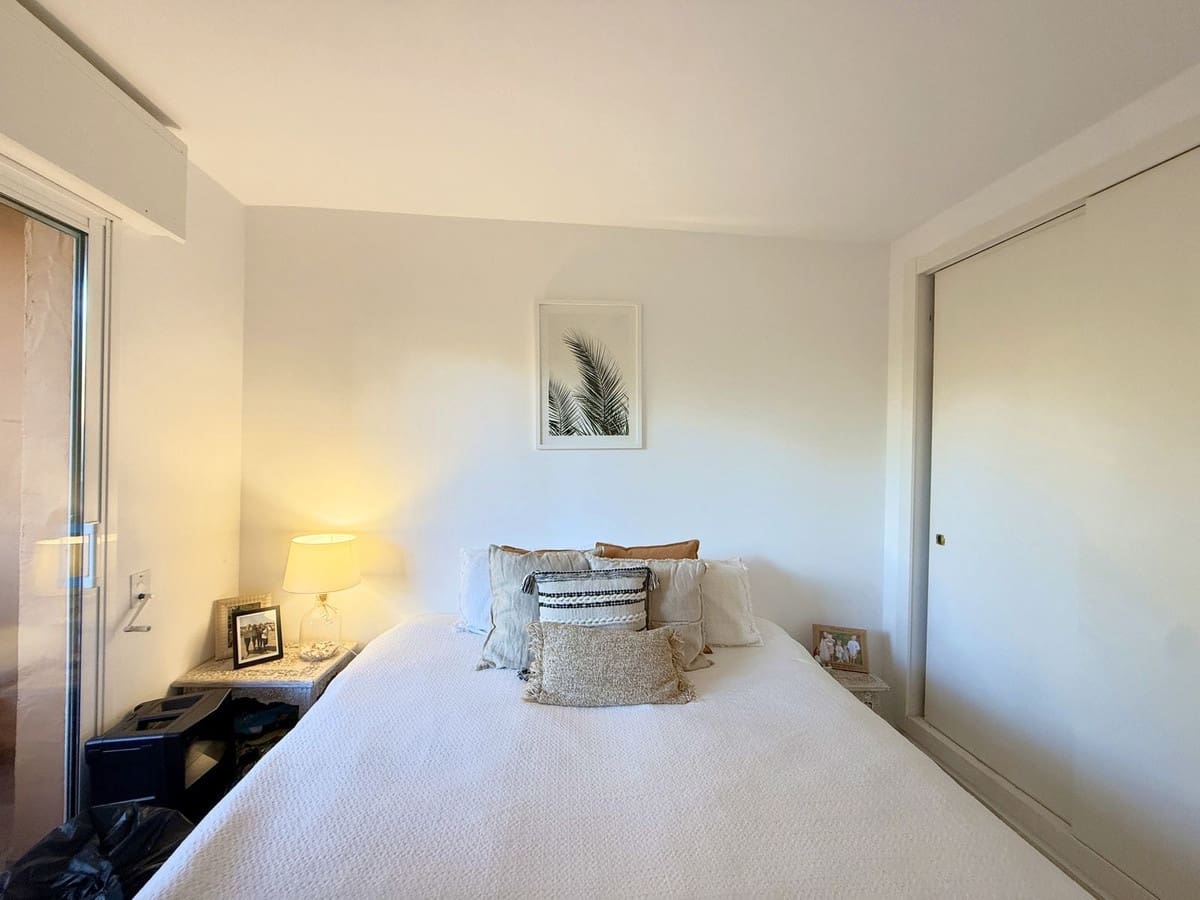 3 bedroom Apartment for sale in La Duquesa / Puerto de la Duquesa - € 595,000 (Ref: 9439266)