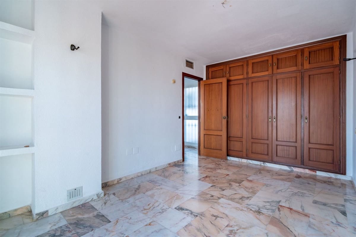 7 makuuhuone Huvila myytävänä paikassa Benalmadena - 1 295 000 € (Ref: 9439267)