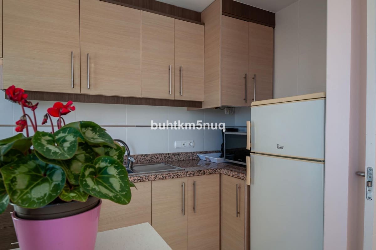 Apartamento de 2 habitaciones en Calpe / Calp en venta - 375.000 € (Ref: 9439270)