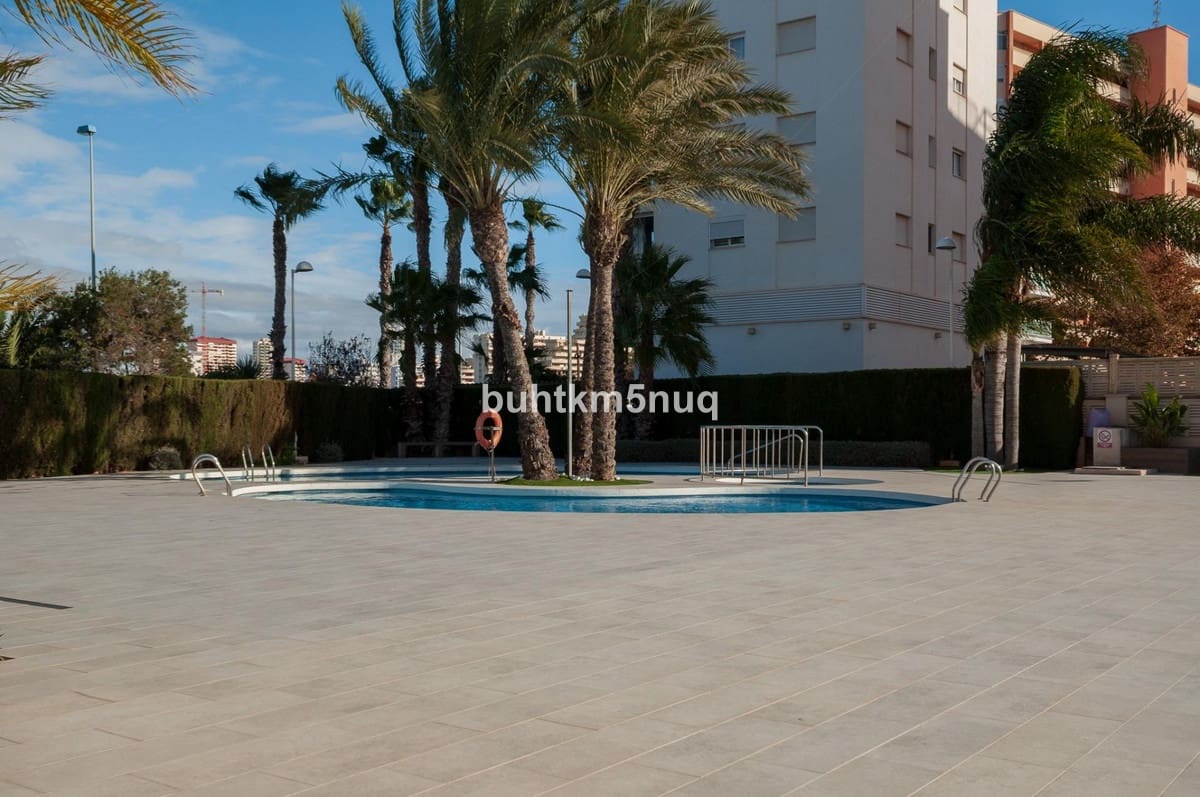 Apartamento de 2 habitaciones en Calpe / Calp en venta - 375.000 € (Ref: 9439270)