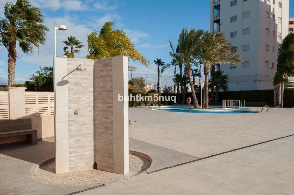 Apartamento de 2 habitaciones en Calpe / Calp en venta - 375.000 € (Ref: 9439270)