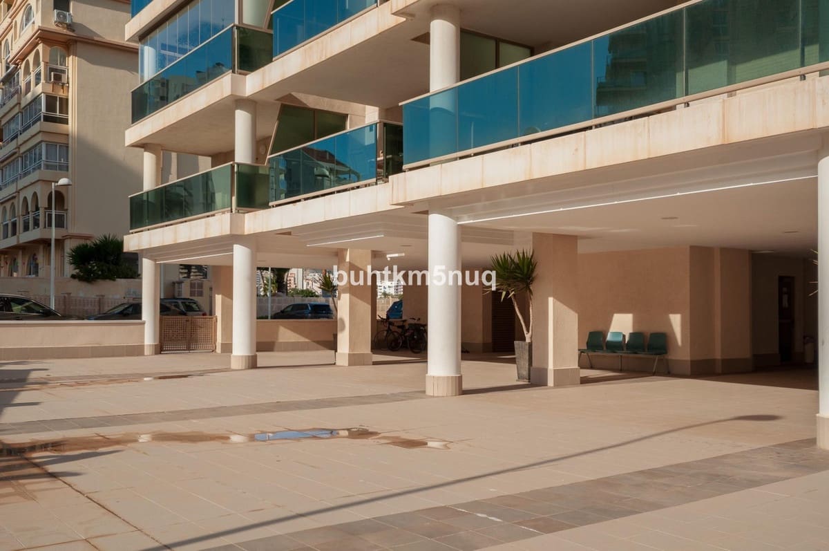 Apartamento de 2 habitaciones en Calpe / Calp en venta - 375.000 € (Ref: 9439270)