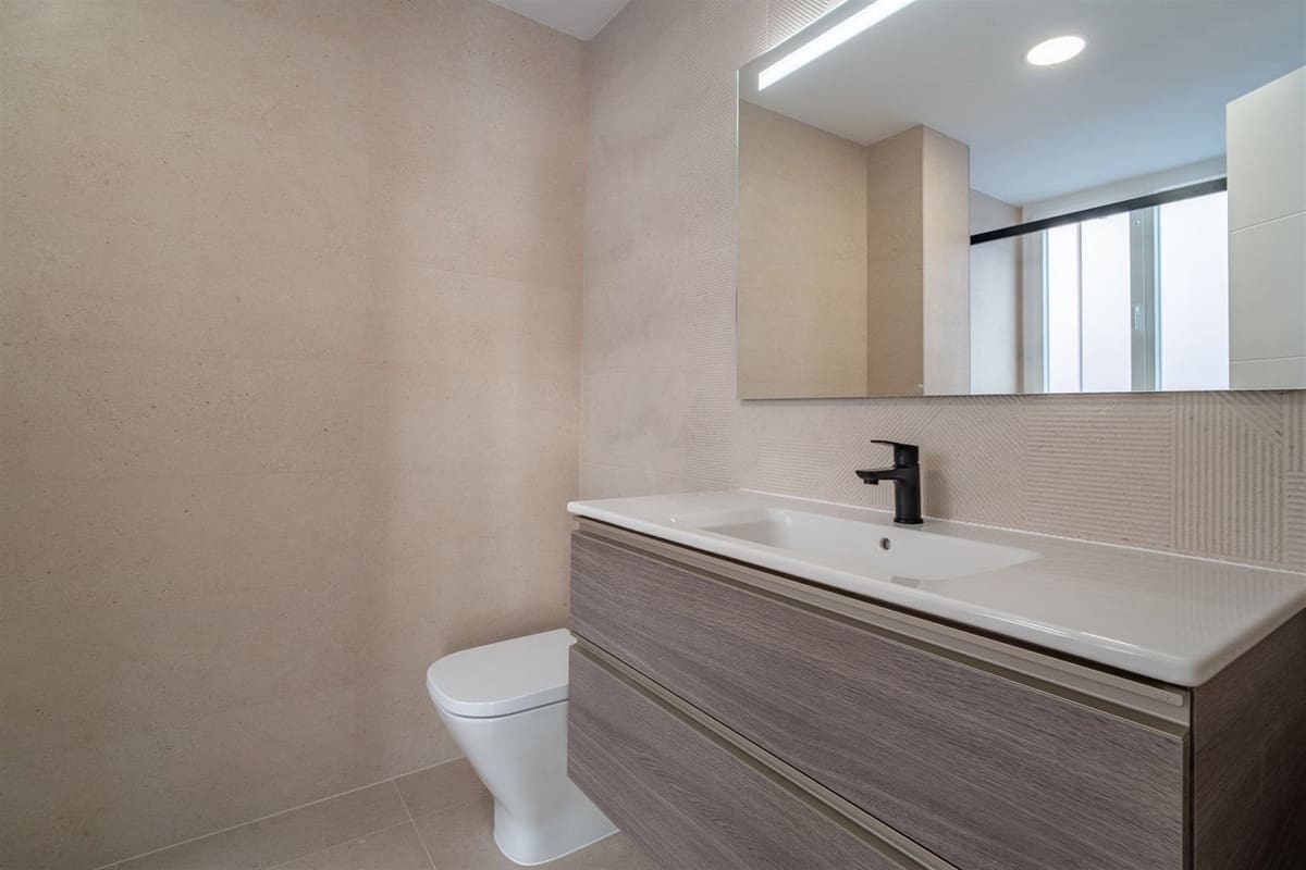 3 sovrum Lägenhet till salu i Malaga stad - 430 000 € (Ref: 9439286)