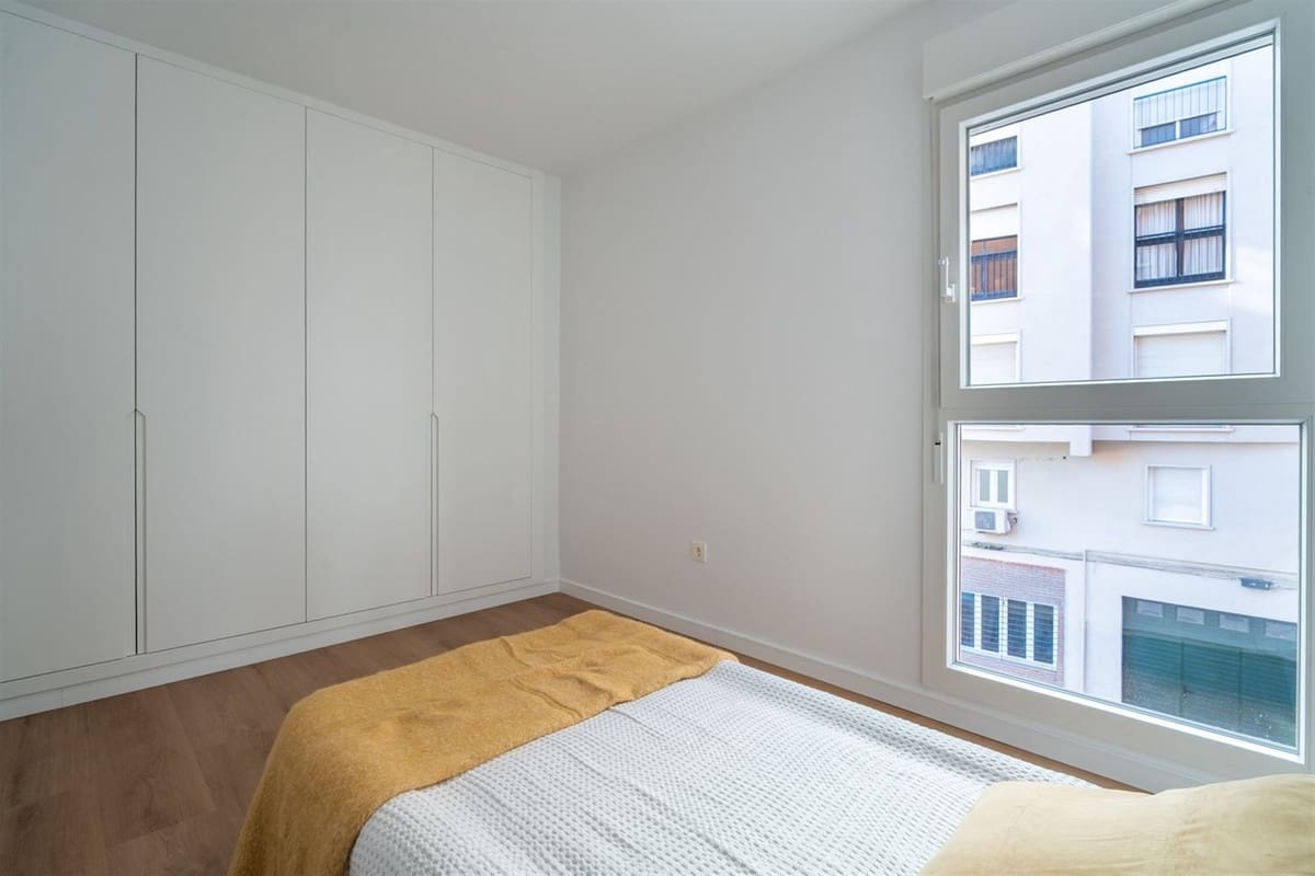 3 sovrum Lägenhet till salu i Malaga stad - 430 000 € (Ref: 9439286)