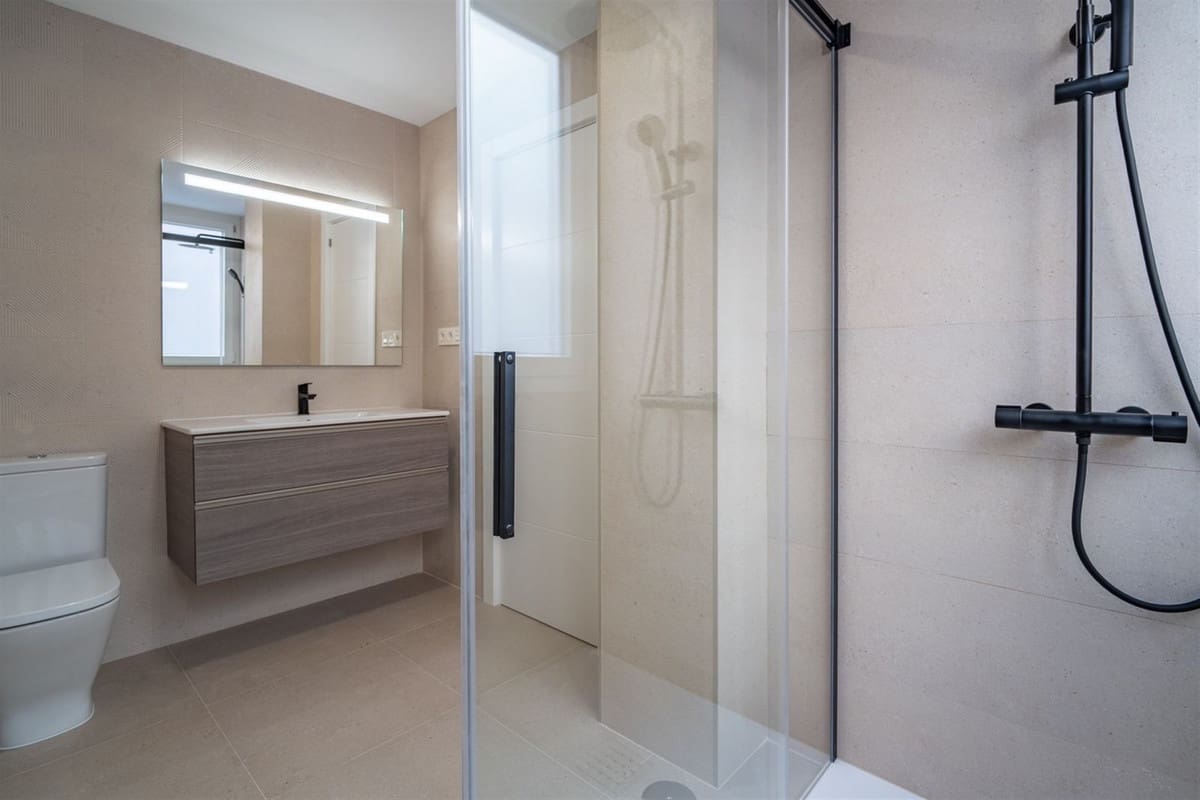 3 sovrum Lägenhet till salu i Malaga stad - 430 000 € (Ref: 9439286)