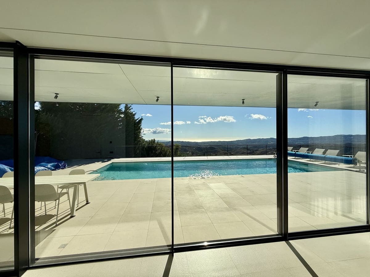 Chalet de 4 habitaciones en Valtocado en venta - 2.500.000 € (Ref: 9441076)