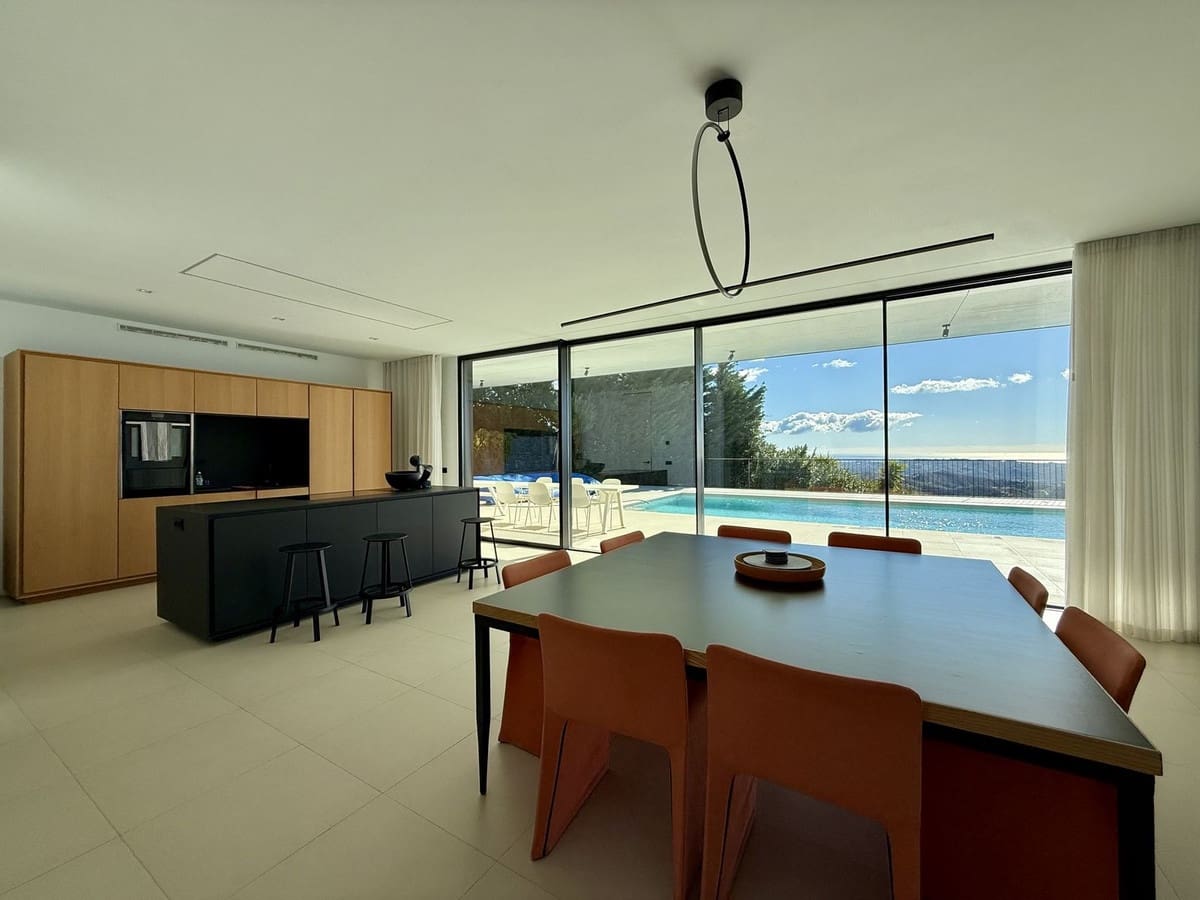 Chalet de 4 habitaciones en Valtocado en venta - 2.500.000 € (Ref: 9441076)