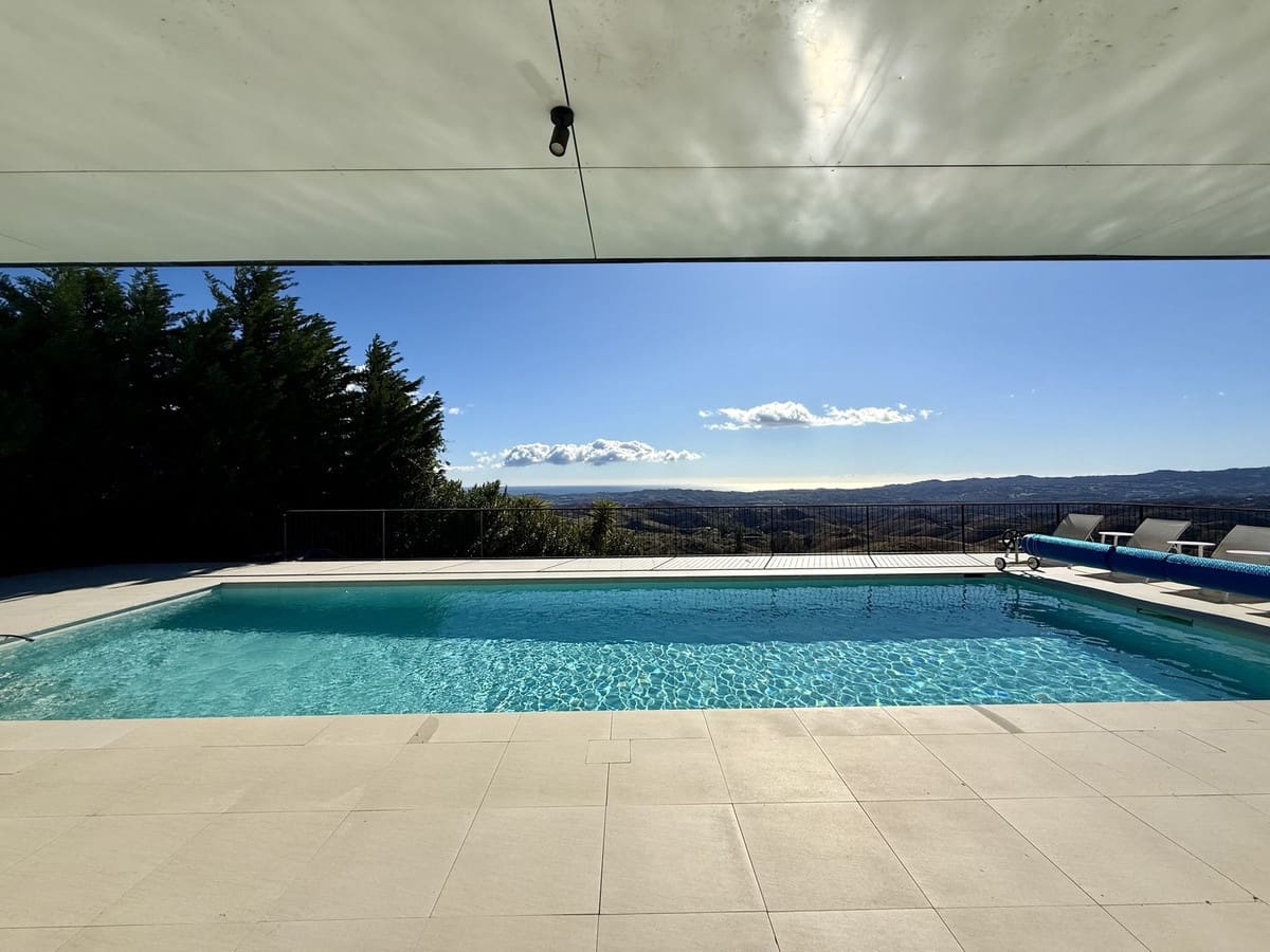 Chalet de 4 habitaciones en Valtocado en venta - 2.500.000 € (Ref: 9441076)