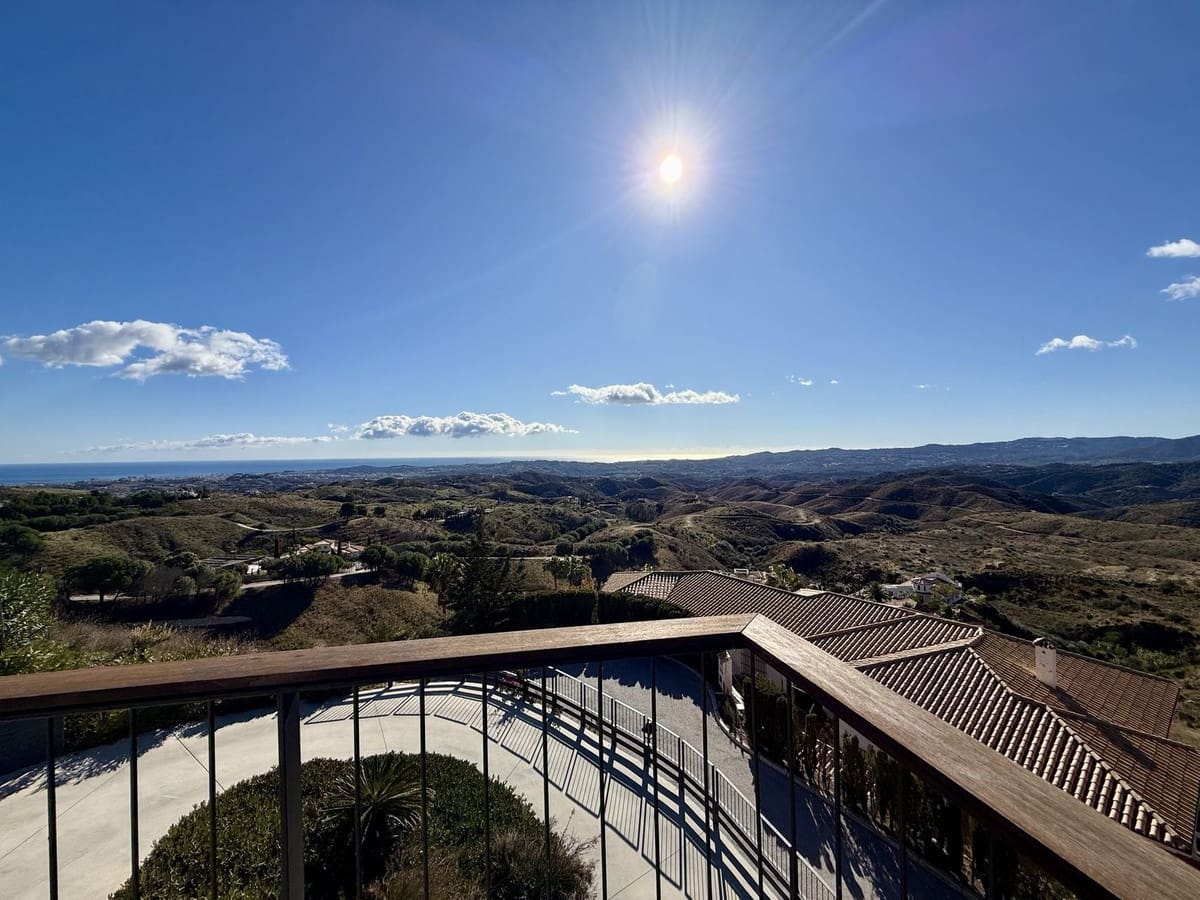 Chalet de 4 habitaciones en Valtocado en venta - 2.500.000 € (Ref: 9441076)