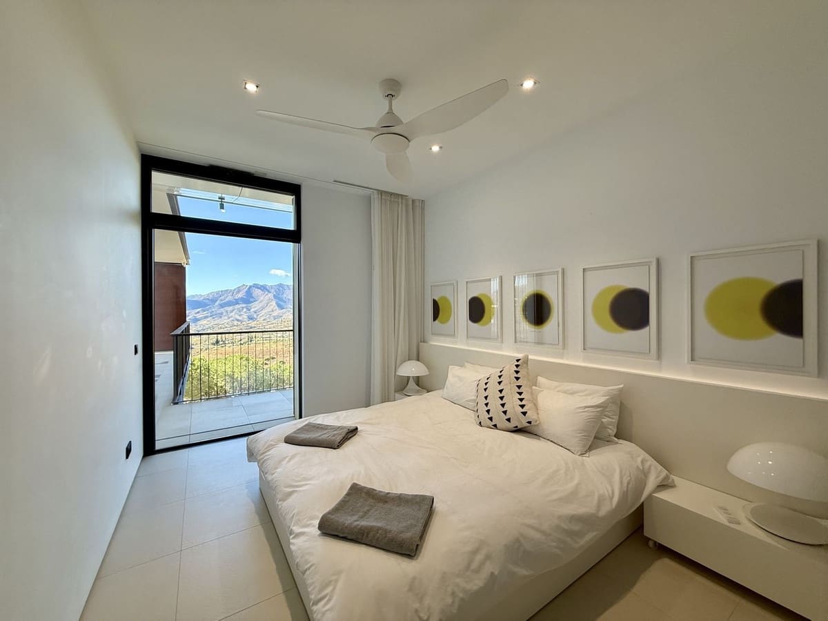 Chalet de 4 habitaciones en Valtocado en venta - 2.500.000 € (Ref: 9441076)