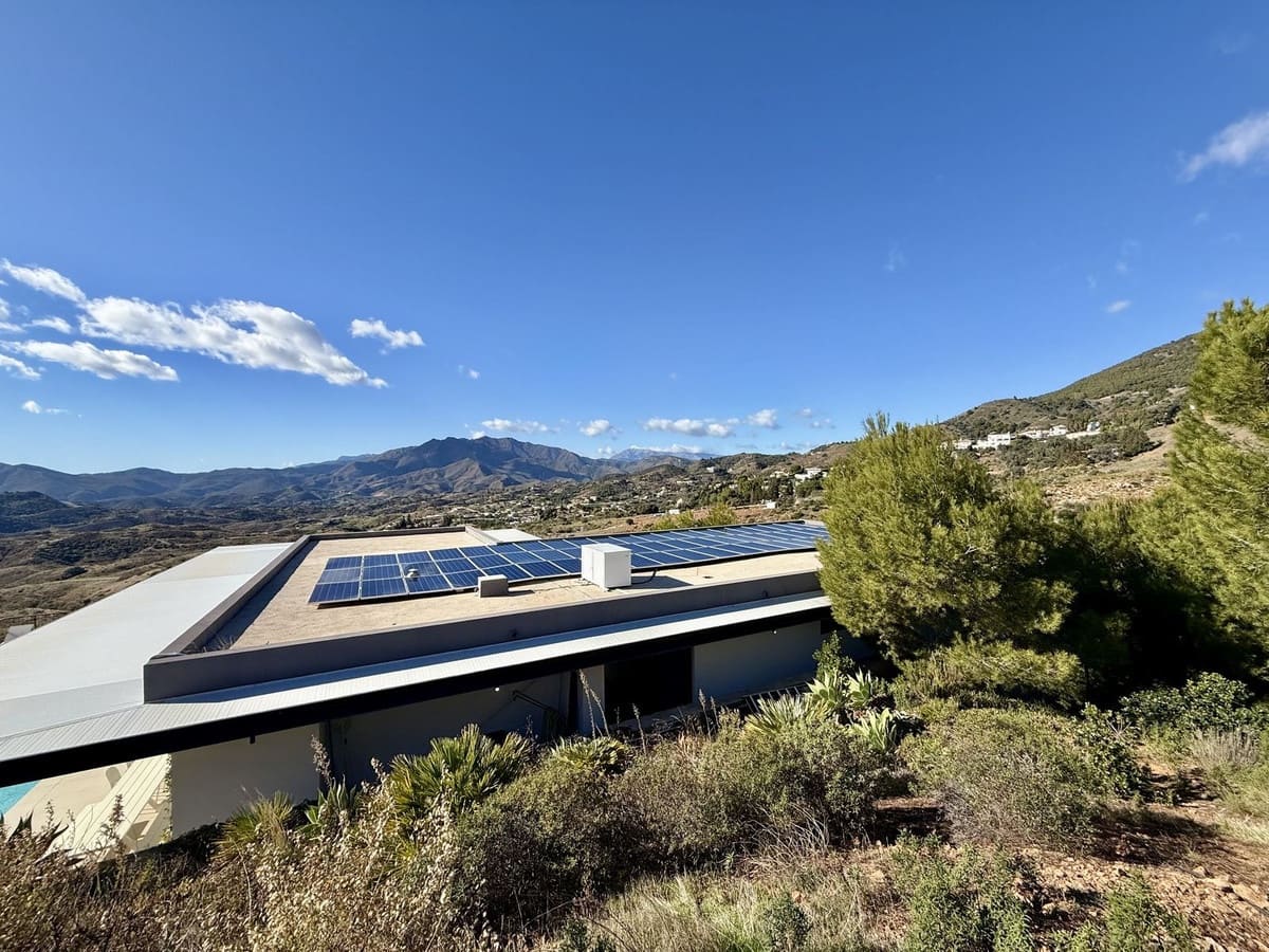 Chalet de 4 habitaciones en Valtocado en venta - 2.500.000 € (Ref: 9441076)