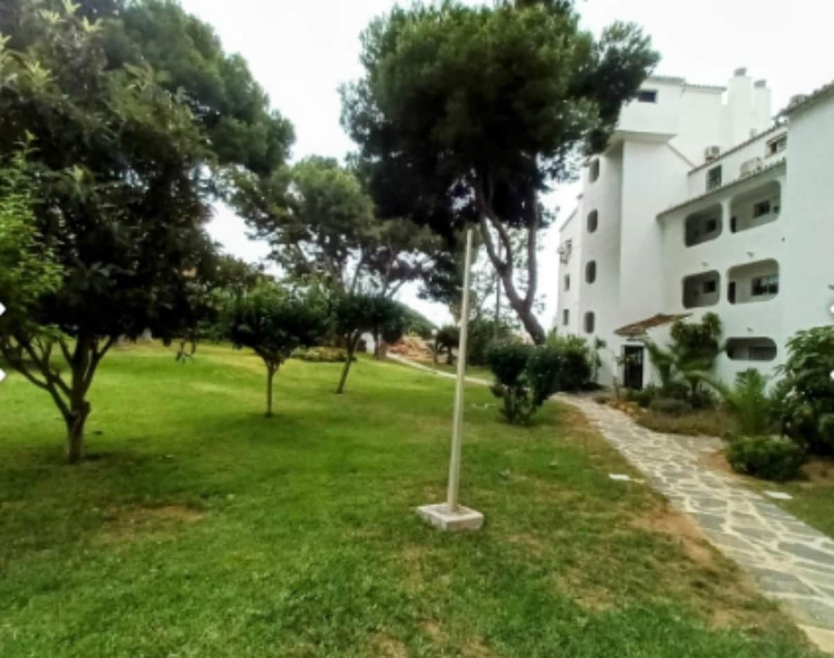 Studio til salgs i Calahonda - € 282 000 (Ref: 9441084)