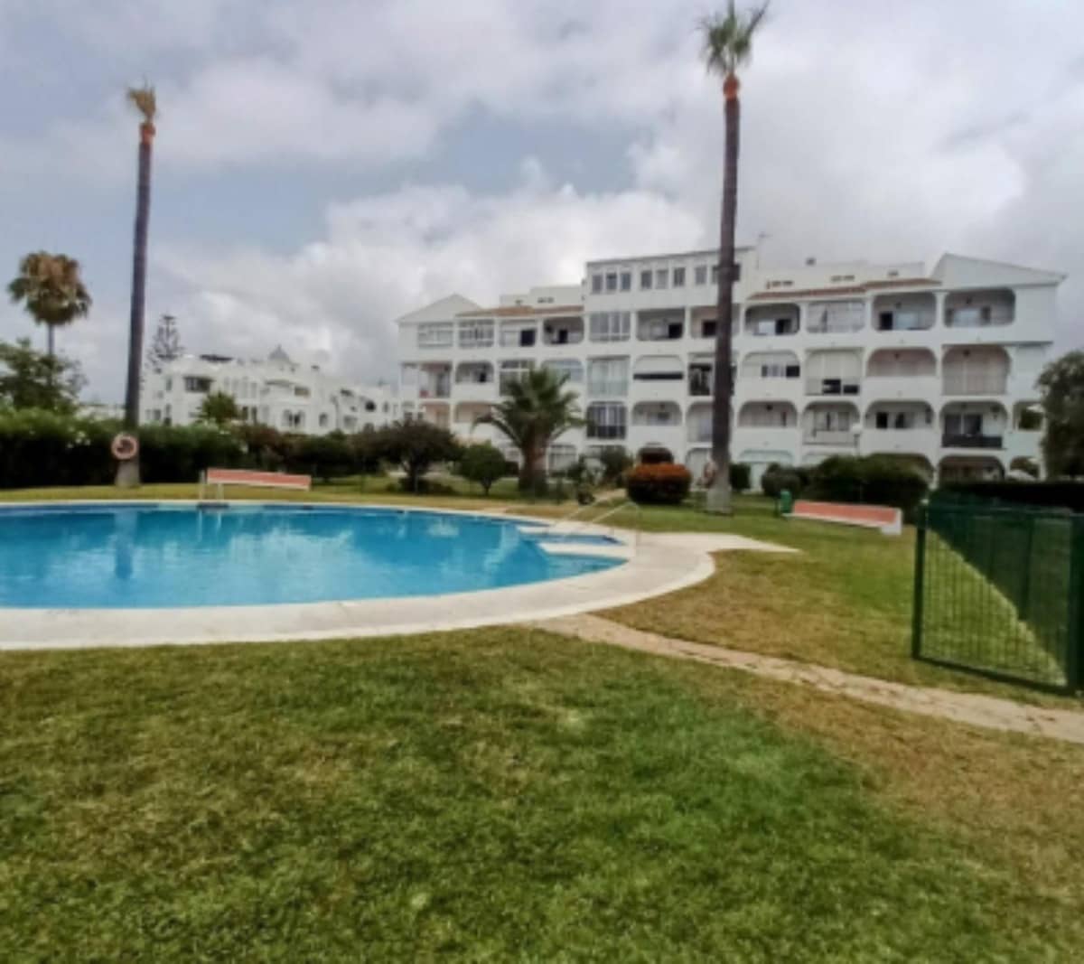 Estudio en Calahonda en venta con garaje - 282.000 € (Ref: 9441084)