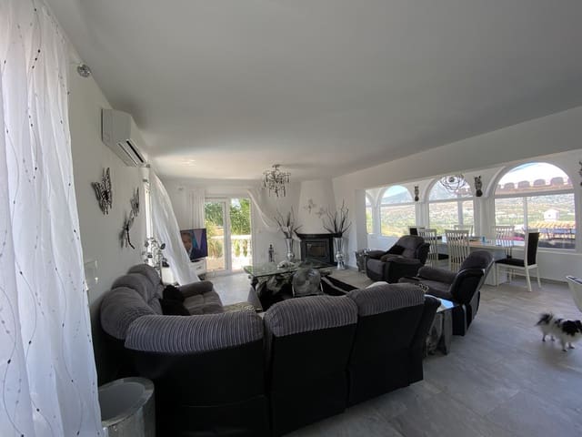 4 soveværelse Villa til salg i Cerro del Aguila, Mijas - € 990.000 (Ref: 9441085)