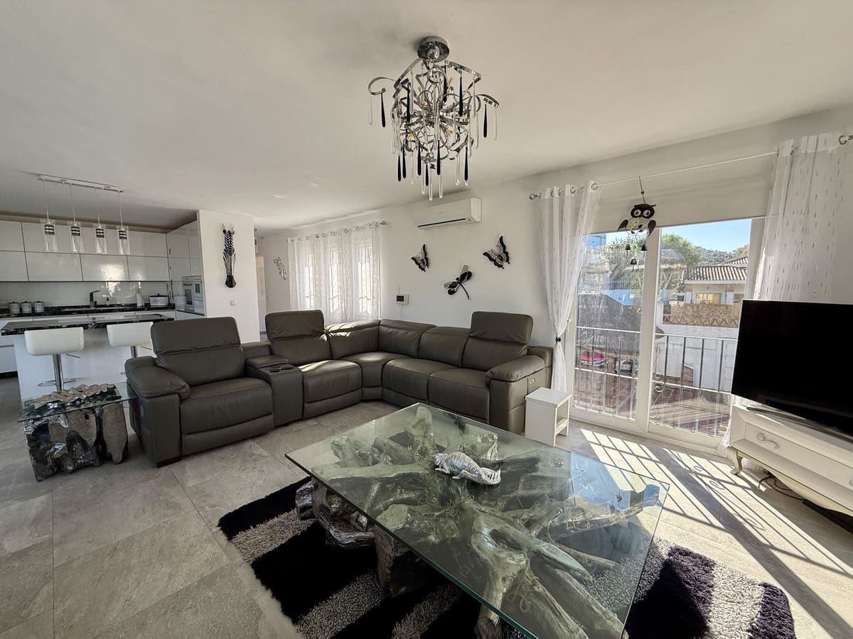 4 quarto Moradia para venda em Cerro del Aguila com piscina - 990 000 € (Ref: 9441085)