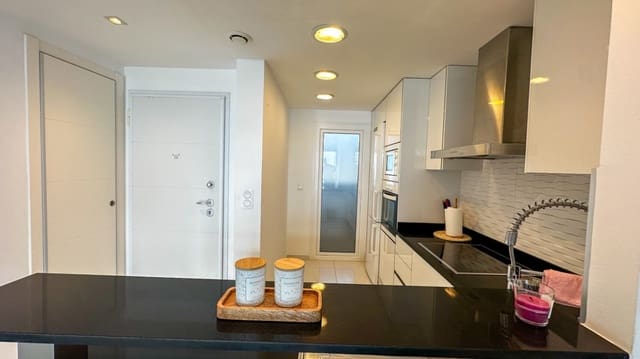 2 chambre Appartement à vendre à Las Piscinas Naturales, Torrevieja - 420 000 € (Ref: 9441088)