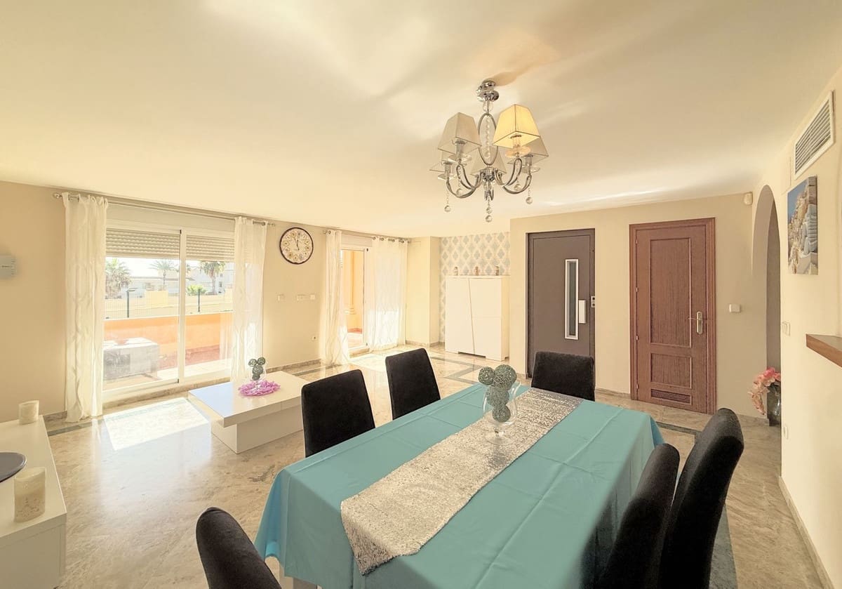 3 soveværelse Byhus til salg i Estepona - € 420.000 (Ref: 9446652)